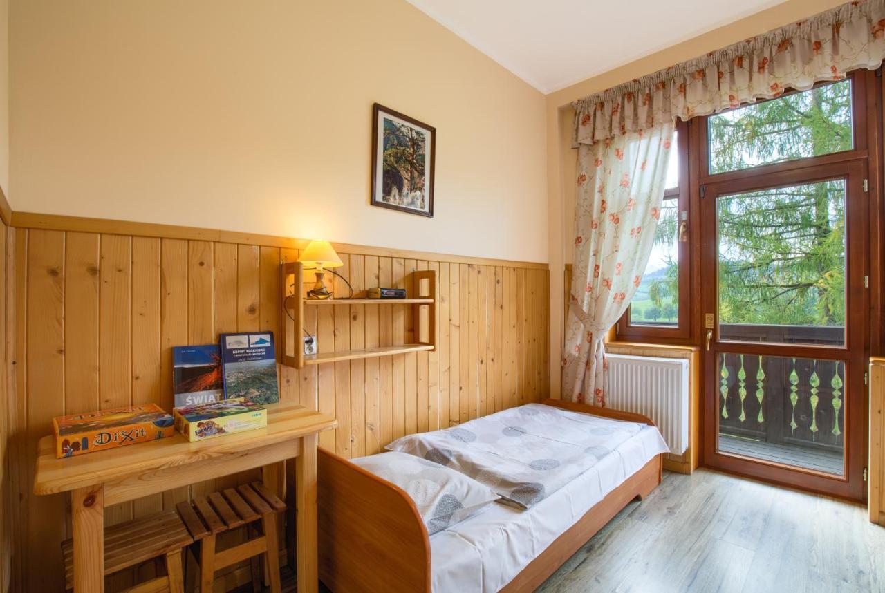 Bed and Breakfast Schronisko Pttk Trzy Korony Сромовце-Нижне Экстерьер фото