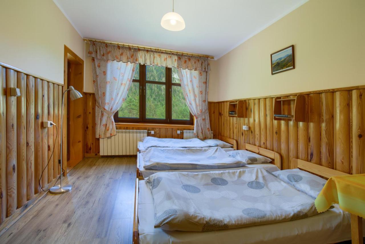 Bed and Breakfast Schronisko Pttk Trzy Korony Сромовце-Нижне Экстерьер фото