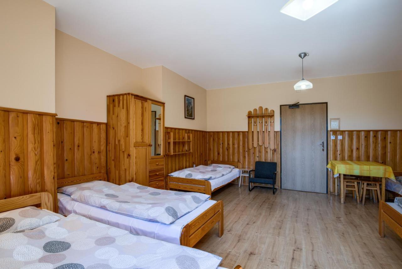 Bed and Breakfast Schronisko Pttk Trzy Korony Сромовце-Нижне Экстерьер фото