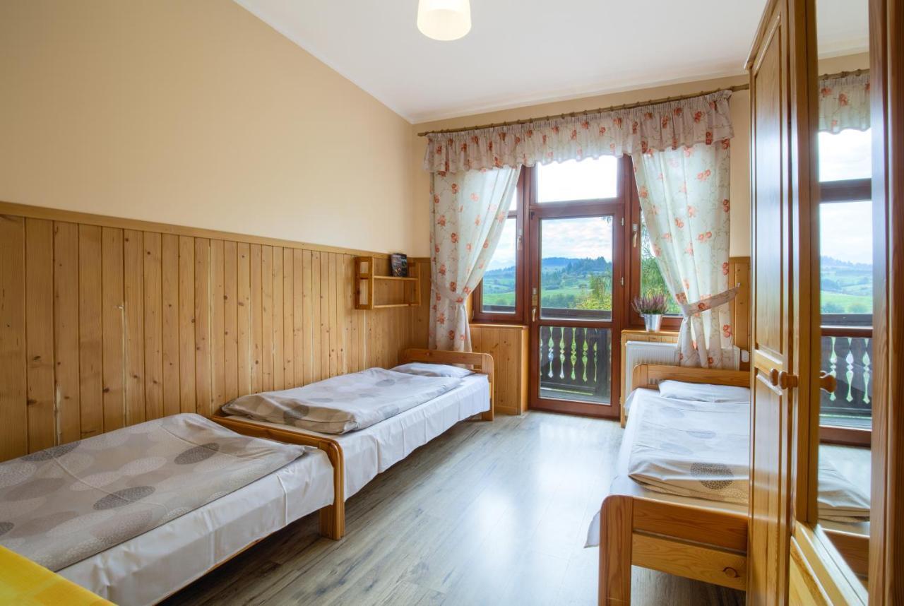 Bed and Breakfast Schronisko Pttk Trzy Korony Сромовце-Нижне Экстерьер фото