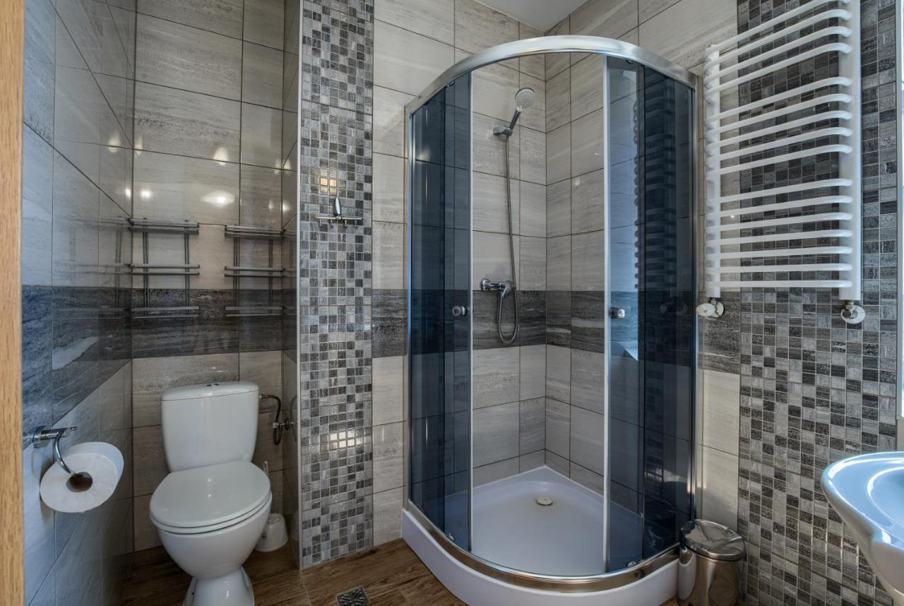 Bed and Breakfast Schronisko Pttk Trzy Korony Сромовце-Нижне Экстерьер фото